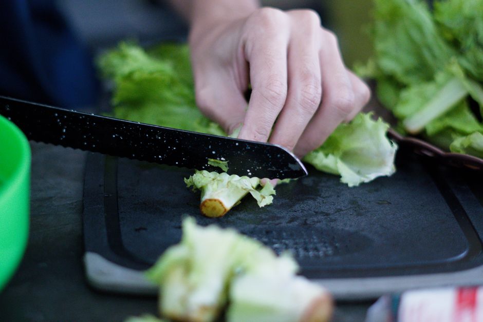 Eliminá los trips en tu lechuga usando jabón potásico y neem
